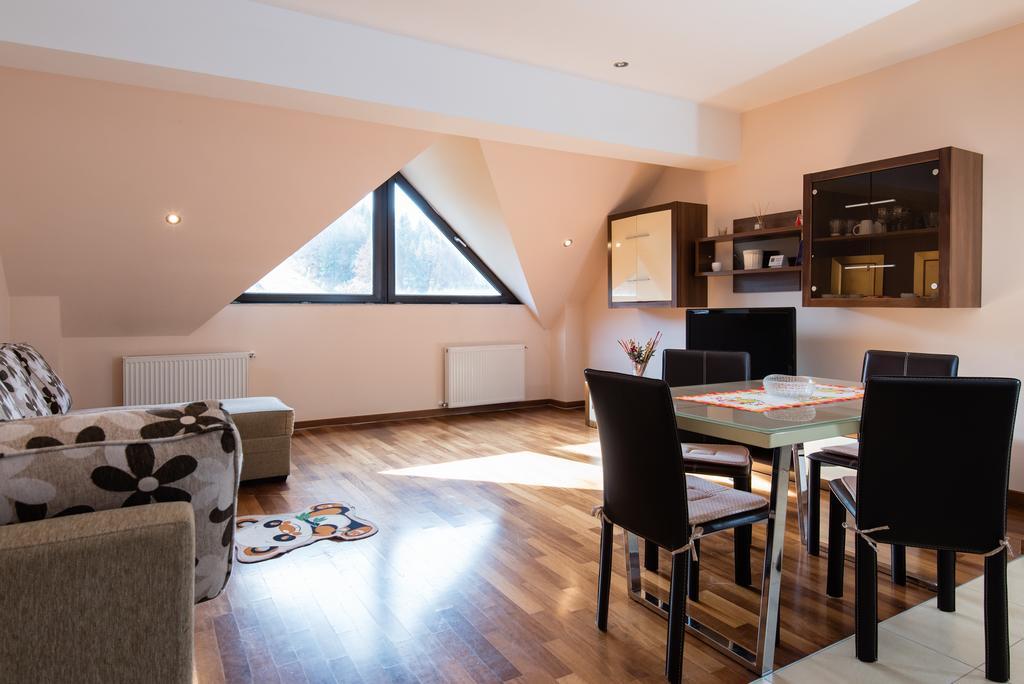 Sia Mountain Apartment Predeal Exterior foto